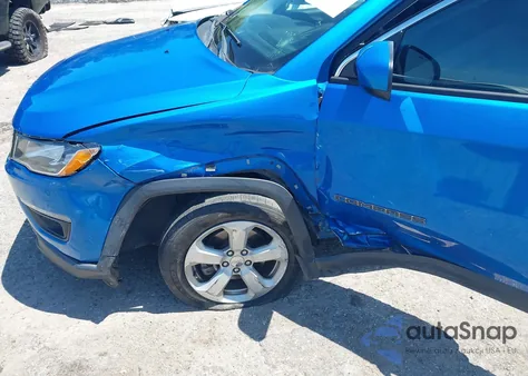 2018 Jeep Compass Latitude Fwd z USA, uszkodzony, nr VIN 3C4NJCBB1JT338496